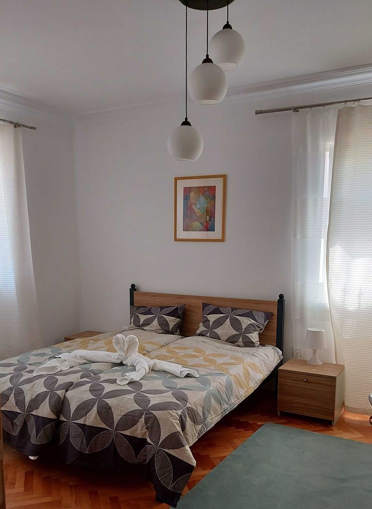 Дава се под наем Тристаен апартамент в София, Оборище - 70 кв.м за 816 € - Снимка #5
