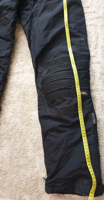 Pantaloni motociclism