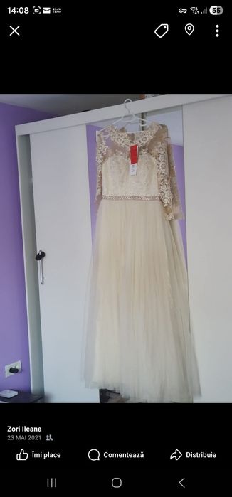 Rochie de mireasa cu mânecă crem  mărimea 44