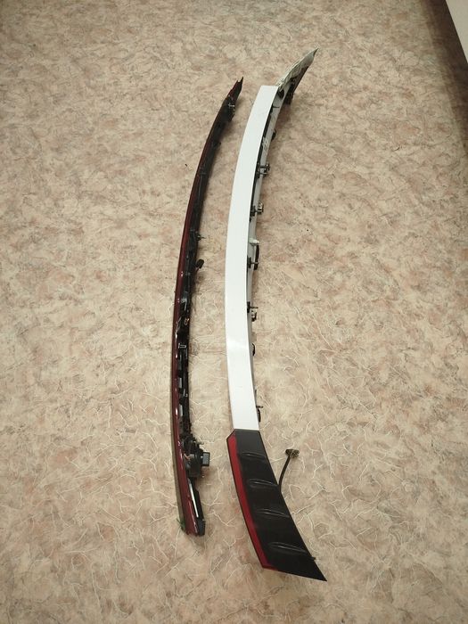 Накладка крышки багажника