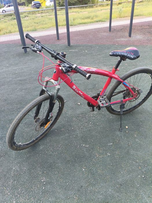 Обмен на велик чуть  по меньше,хотя бы сидением детям