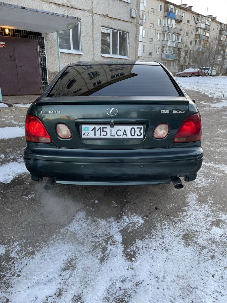 Продам авто lexus gs300