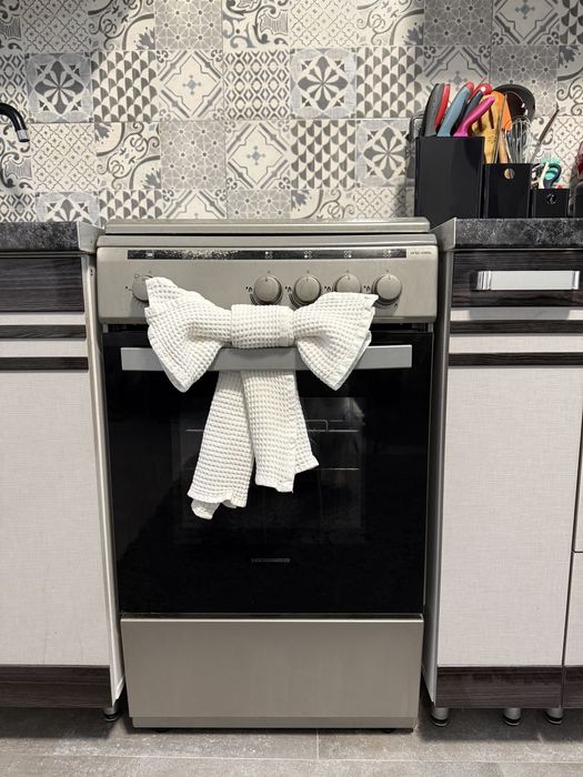 Vand Aragaz 4 ochiuri in stare foarte buna