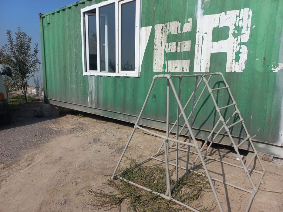 Контейнер с окнами 20 тонник