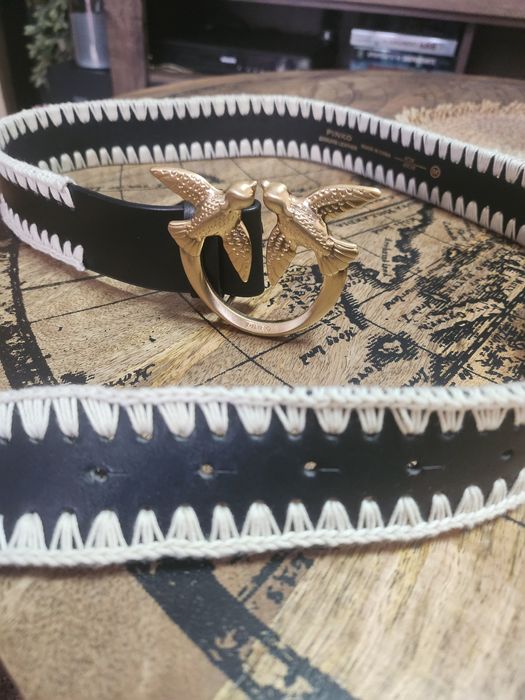 Колан от естествена кожа на PINKO