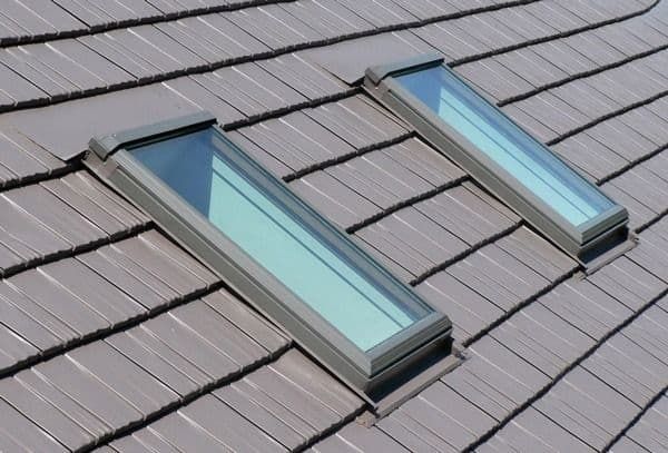 Acoperis mansarda finisaje interioare și exterioare velux