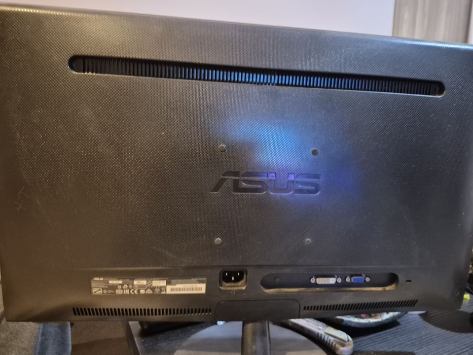 Vând monitor asus