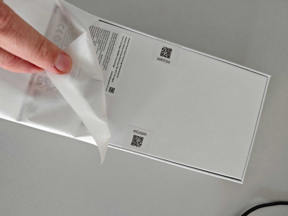 НОВ запечатан смартфон Xiaomi 15T Black 12GB RAM 512 GB ROM