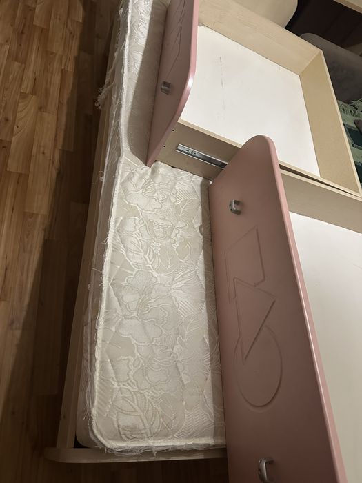 Кровать детская с ящиками