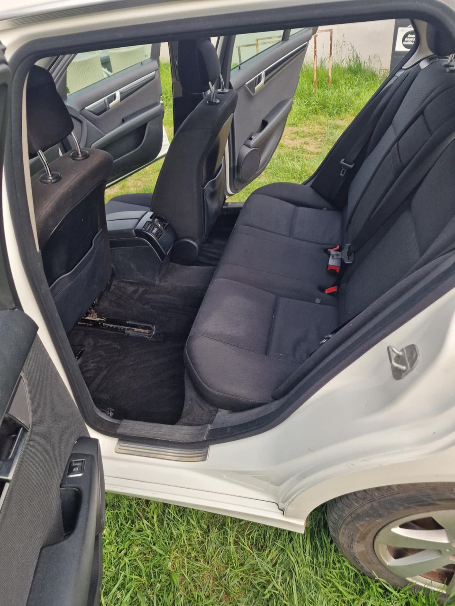 Mercedes c200, 2012