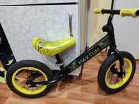 Детско баланс колело chipolino с помпещи гуми