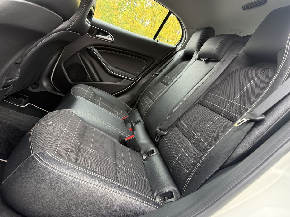 Mercedes GLA 180 euro 6 1.5diesel 2015 camera led Rate/buyback