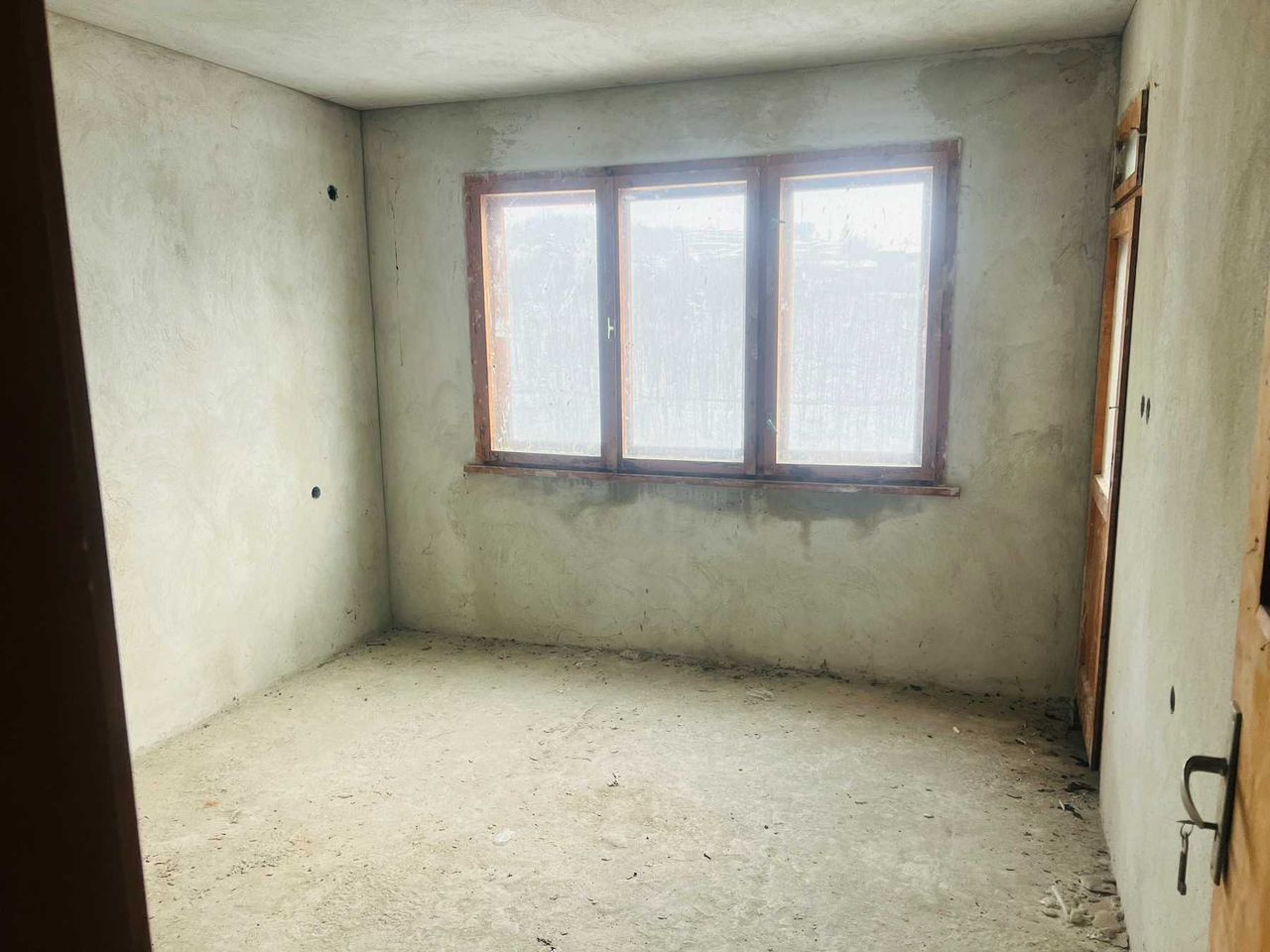 Продава се Тристаен апартамент в Габрово, Център - 100 кв.м за 770 €/кв.м - Снимка #3