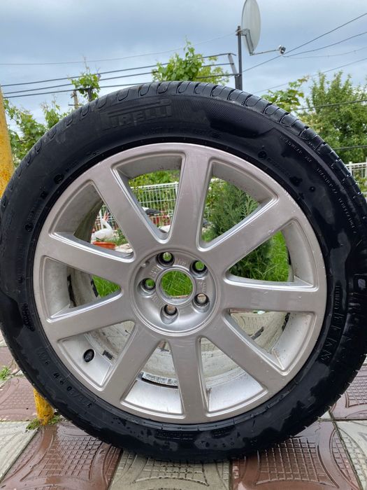 Jante audi r 17 cauciucurile sunt destul de ok ofer si capace audi ...