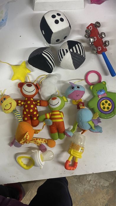 Игрушки для мобиля  и обычные