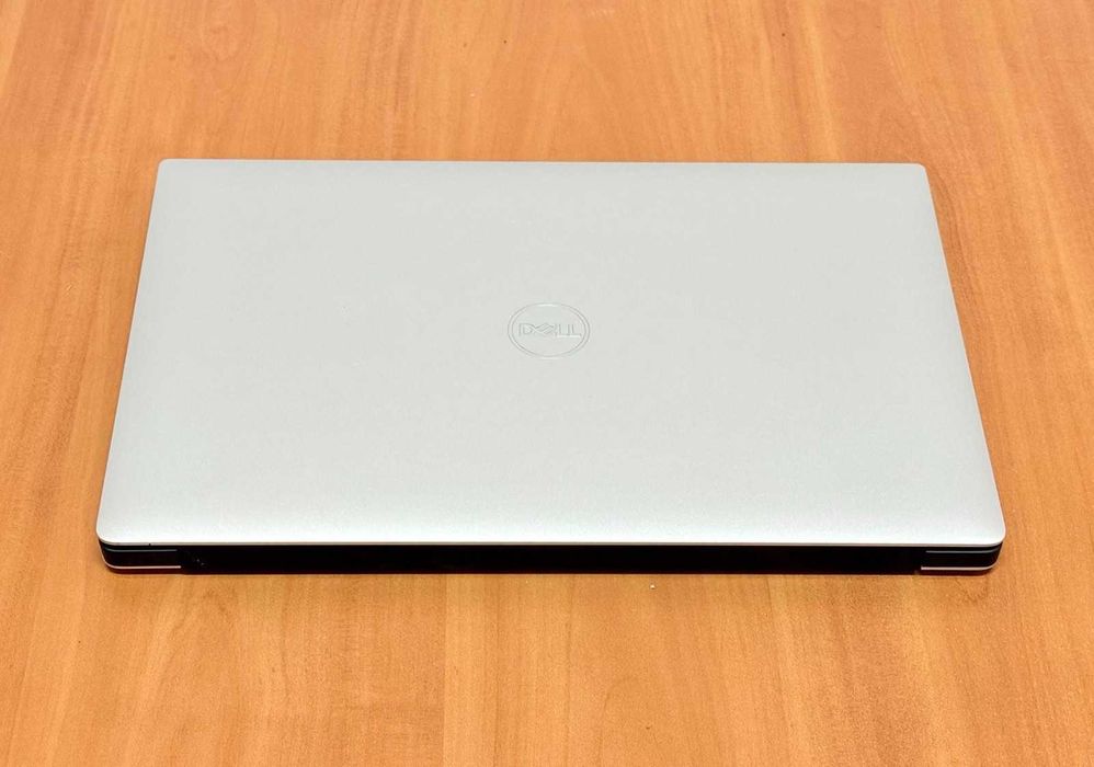 Core i9-9880H/QUADRO 4GB/32GB RAM/512GB SSD/DeLL 5540/15.6" 4K Touch