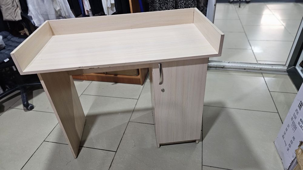 Рабочий стол б/у