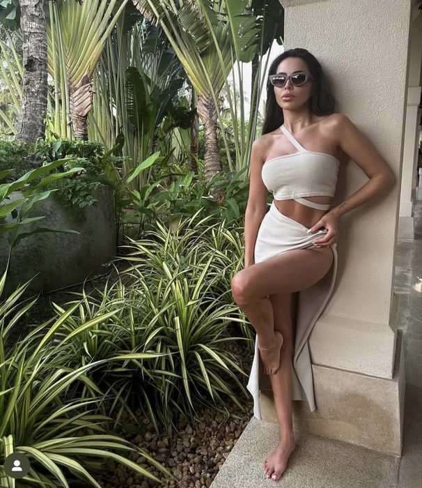 Топ Алис Евис в екрю