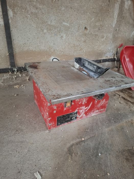 Masina de taiat gresie,faianta etc