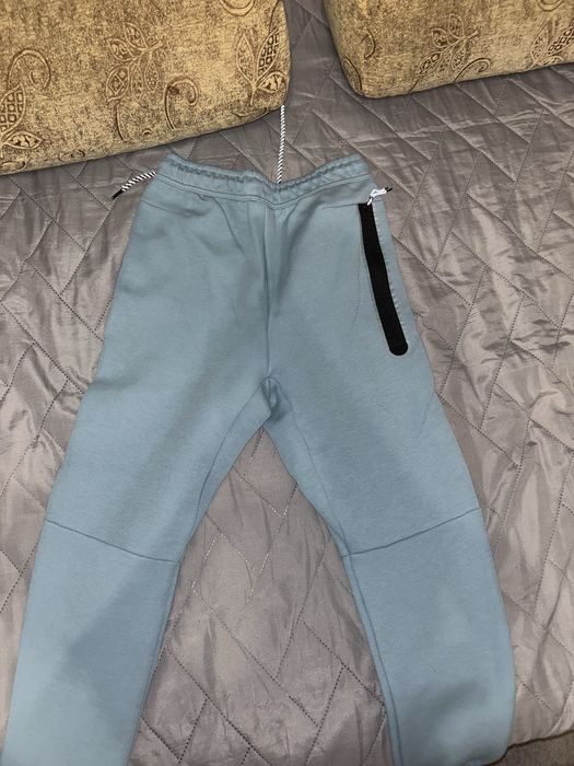 Nike tech fleece baby blue