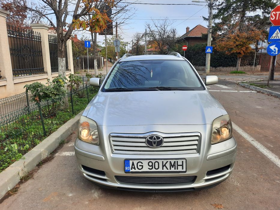 Vand Toyota Avensis 2.0d, FULL OPTIONS,acte val, fiscal la SUPER PRET!