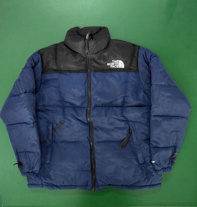 Vând geacă The North Face nouă mărime L