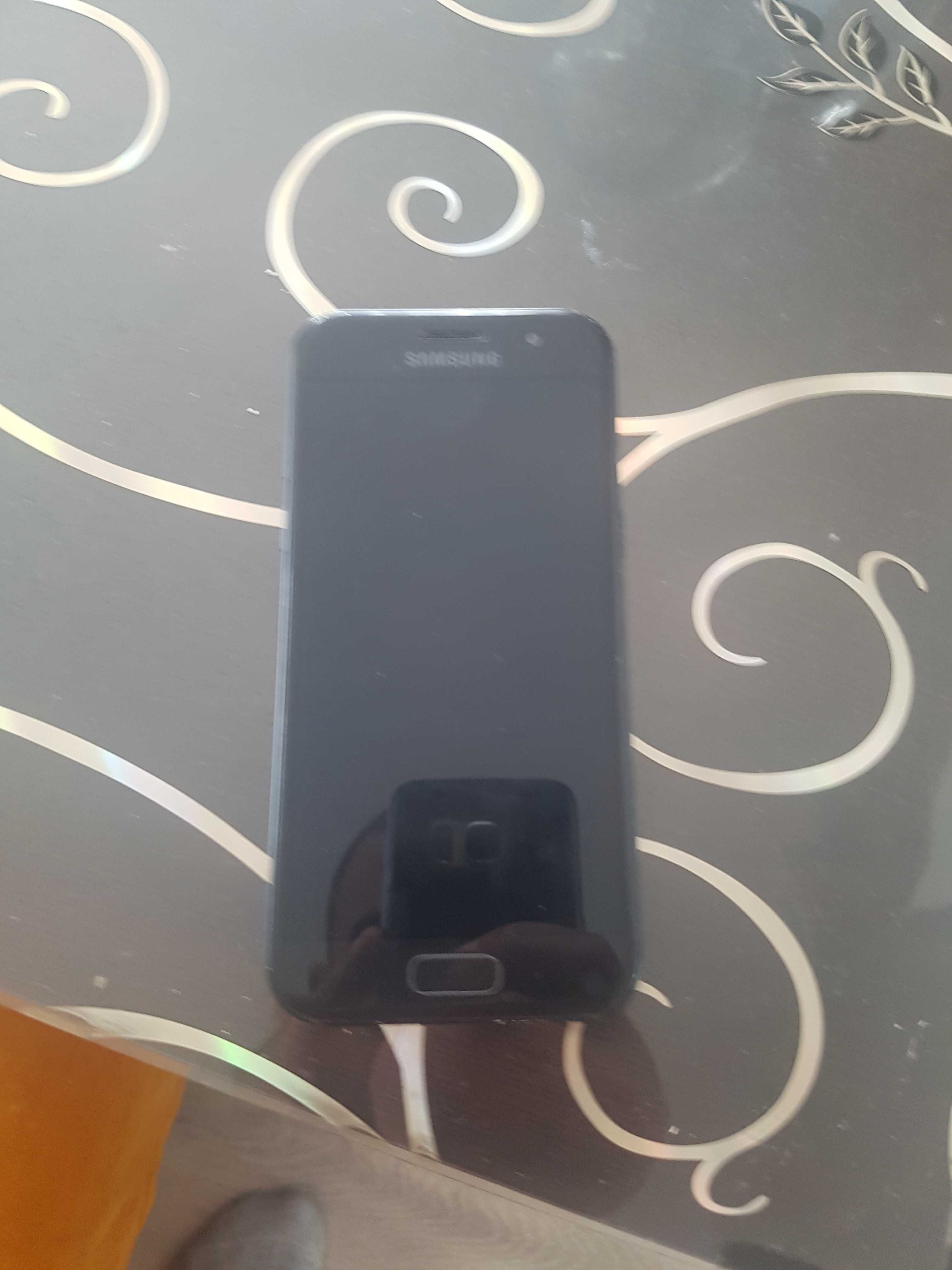 Samsung A3 отличен