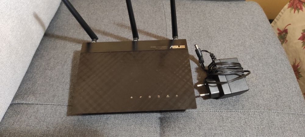 Рутер Asus RT-N18U