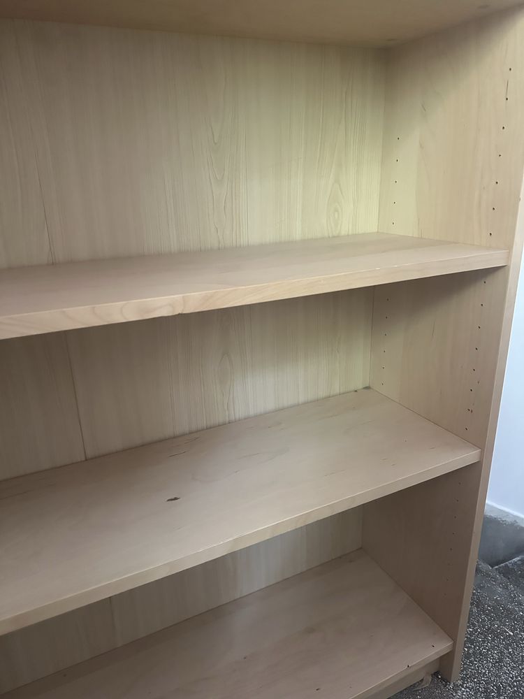 Biblioteca Ikea lemn -Jumatate de pret, fata de magazin