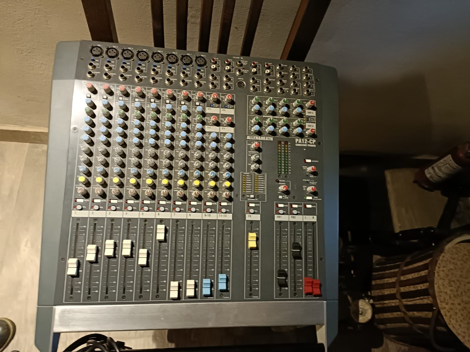 Sistem PA pasiv Peavey Pro 12 și Mixer Allen&Heath PA12-CP