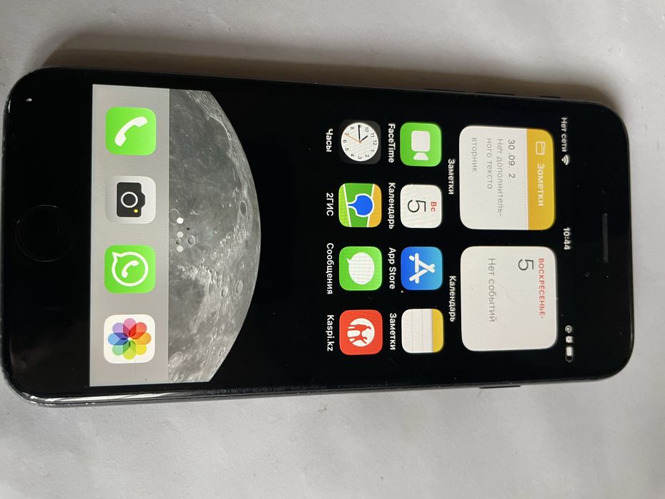 Айфон se  128 gb