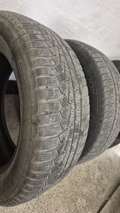 Anvelope iarna 205/60/R16 Hankook & Debica