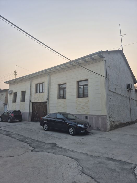 4 сотих уй сотилади. 6 зона, 4та падвал.  Сув, газ, конализаци бор