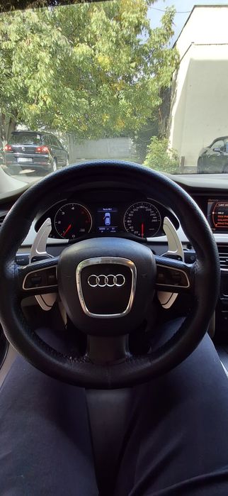 Audi A4 B8 2.0 Automat 2009