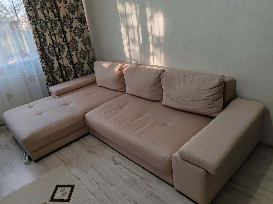 Colțar extensibil (Canapea)