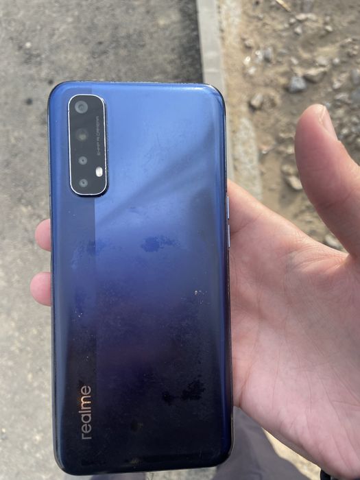 реалми 7 в идеале ни царапин ничего нет 64гб