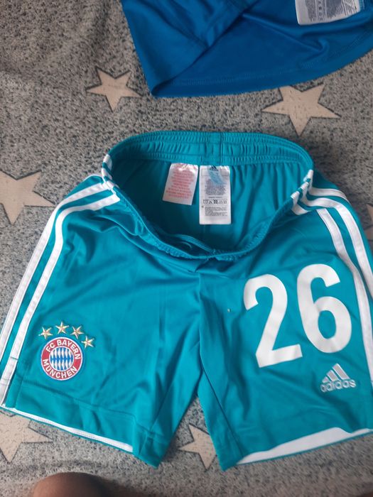 Echipament De Fotbal FC BAYERN MÜNCHEN 2017/18 Urleich