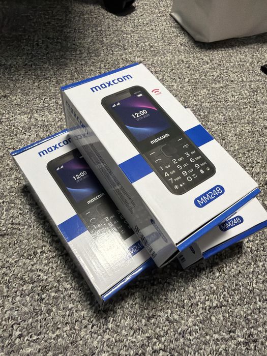 Telefon MaxCom MM248