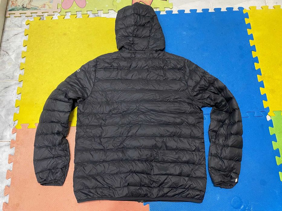 ''Umbro''оригинално мъжко пухено яке Л размер