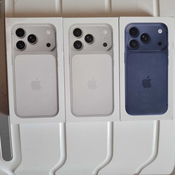 iphone 17 pro телефон из США, на руках