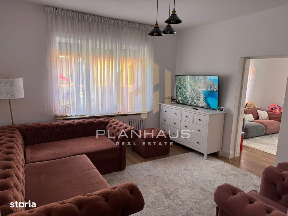 Casă renovată în centrul vechi – 120 mp utili + 300 mp teren, zon