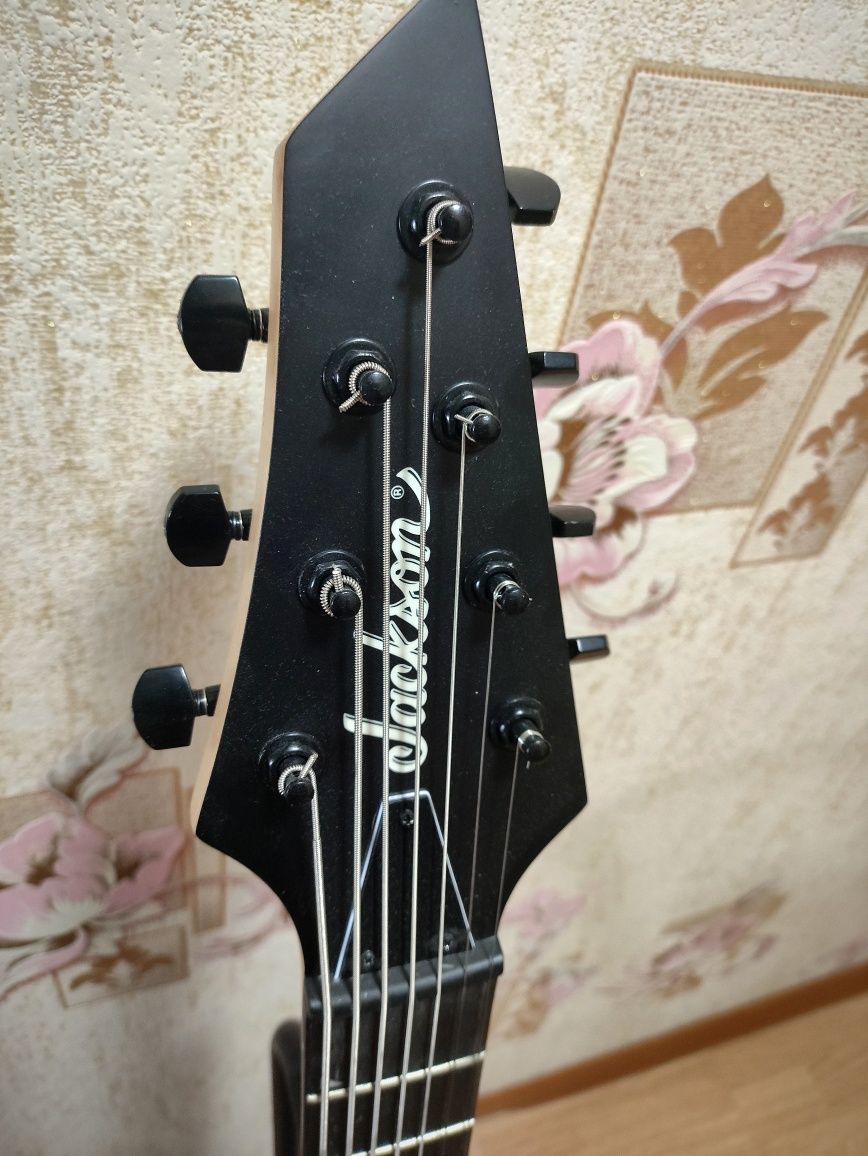 Электрогитара Jackson JS Series Dinky