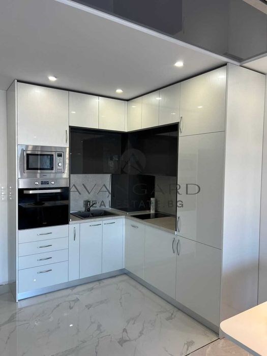 Продава се Двустаен апартамент в Пловдив, Тракия - 80 кв.м за 2040 €/кв.м - Снимка #4