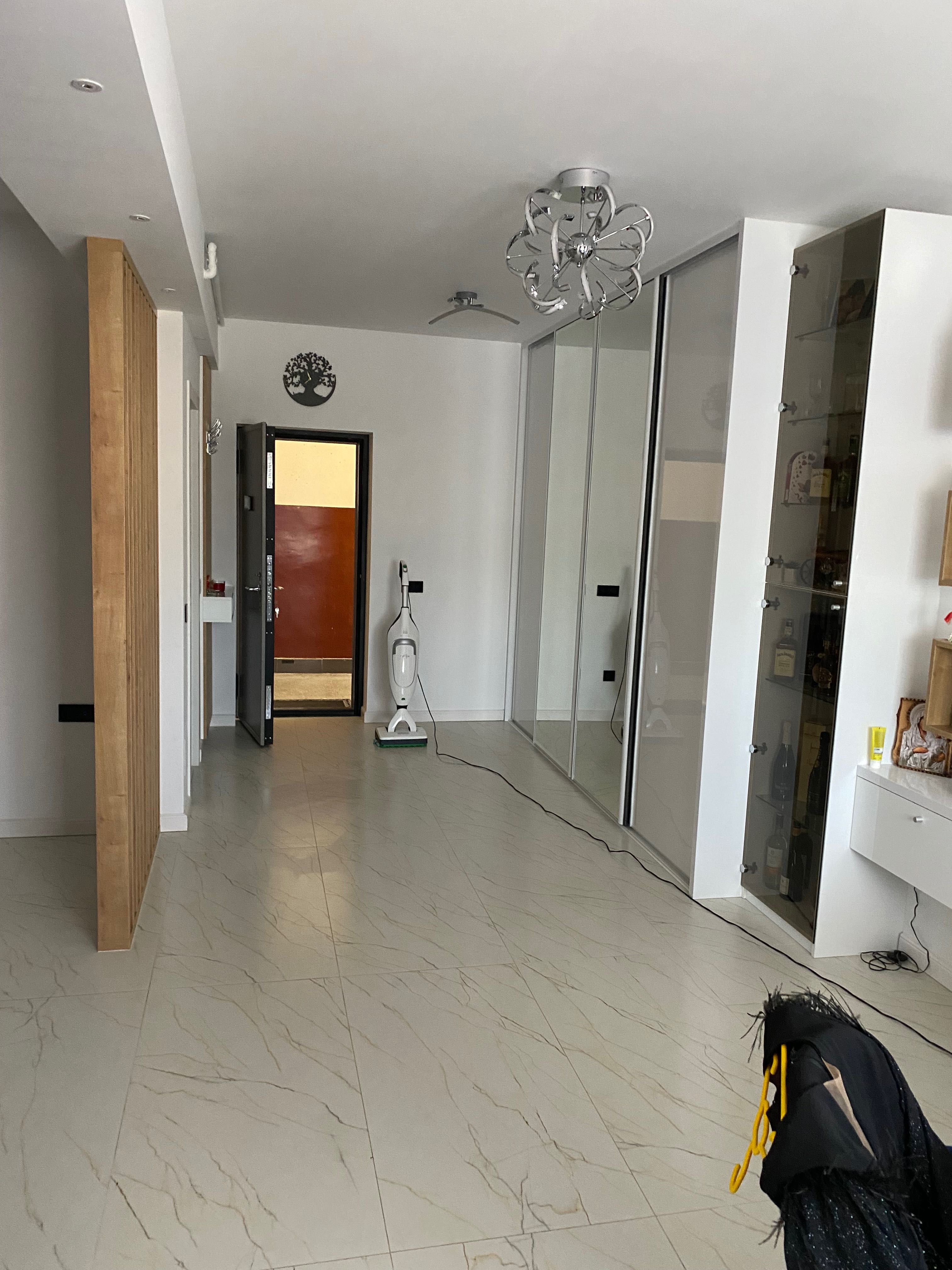 Vând apartament de 40 mp