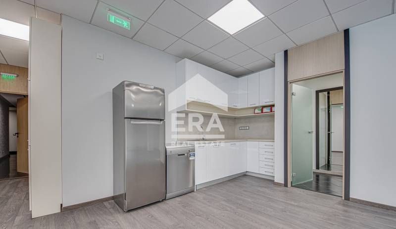 Дава се под наем Офис в София, Лозенец - 112 кв.м за 1350 € - Снимка #4