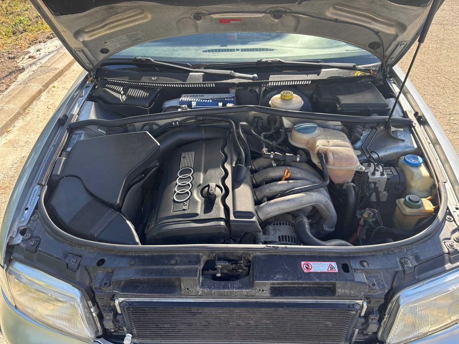 Audi A4 B5 1.8 бензин, автомат, климатроник