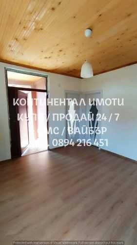 кодг.62645. Двуетажна тухлена къща 120м2 с двор 500м2 след ремонт.