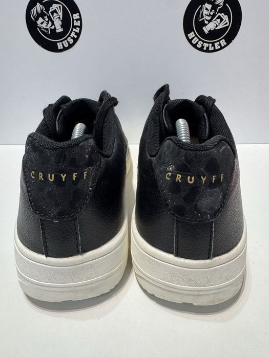 Сникърси CRUYFF .Номер 41