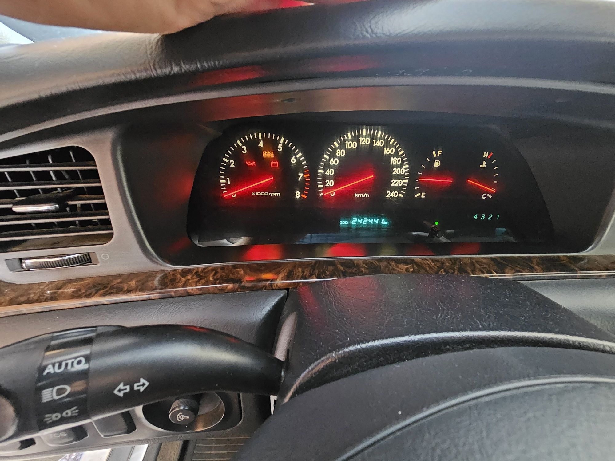 Hyunday equus 2000