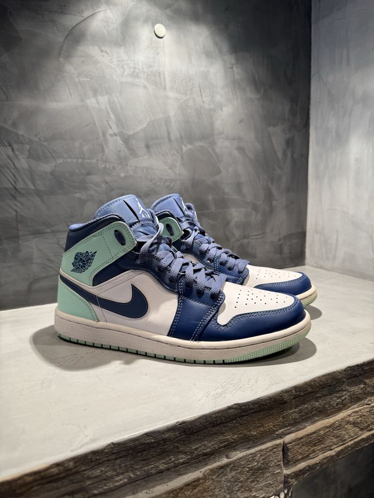 КАТО ЧИСТО НОВИ Jordan 1, 42 -  Blue Mint